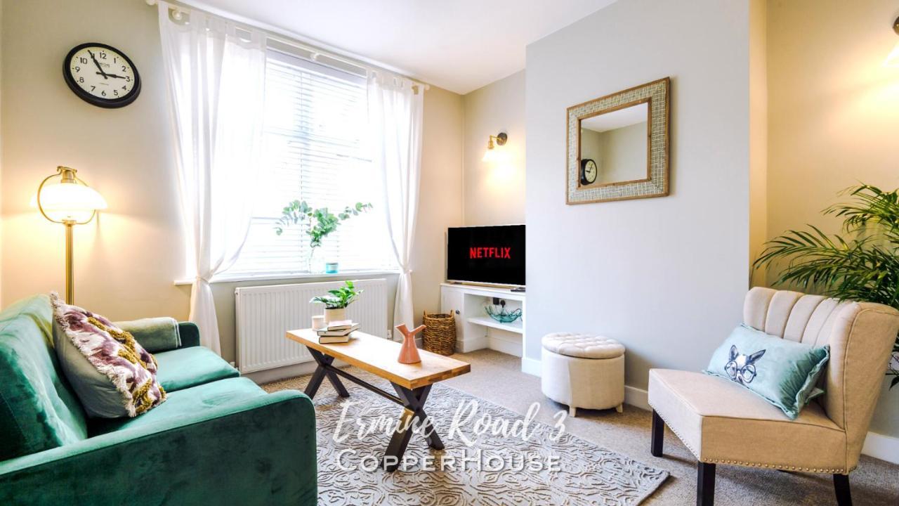Designer Apartments For City Breaks In Chester Exterior photo