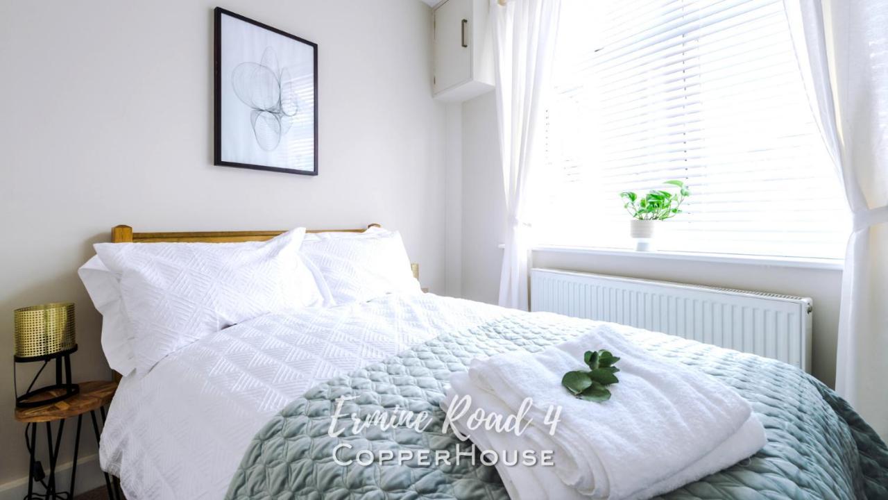 Designer Apartments For City Breaks In Chester Exterior photo